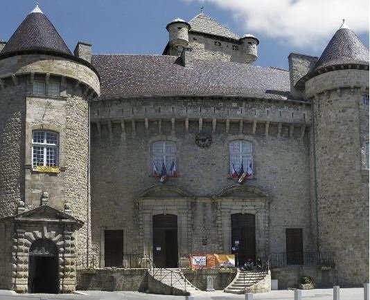 chateau aubenas